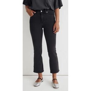Madewell Women's Curvy Kick Out Jeans Crop Washed Black Size 24‎ Stretch Boot